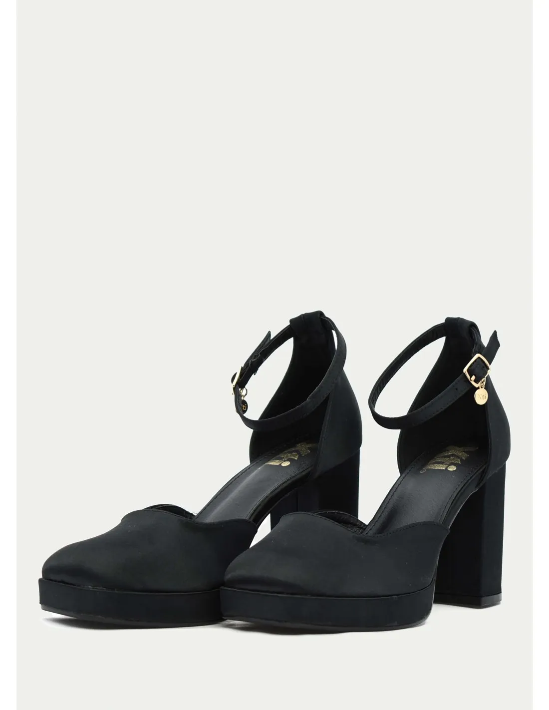 SANDALIAS XTI 141105 NEGRO 